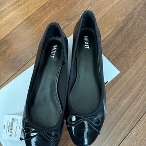 Mixit Glossy Black Women's Flats
